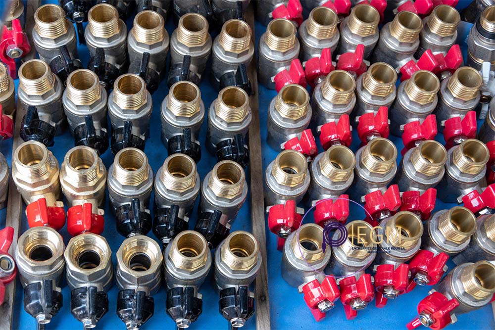 Vannes et raccords hydrauliques en laiton haute résistance